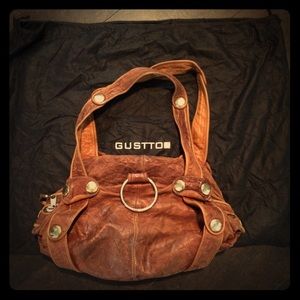 Gustto shoulder bag